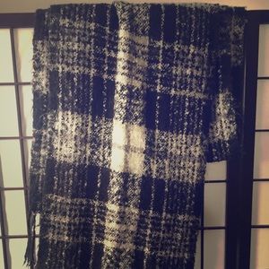 Super long black and white plaid scarf